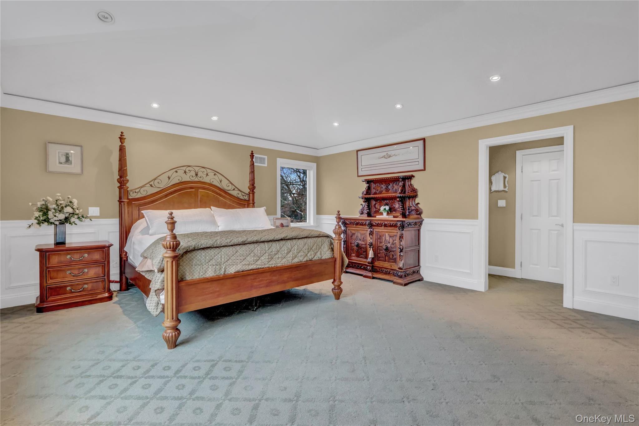 11 Fishermans Drive, Port Washington, NY 11050