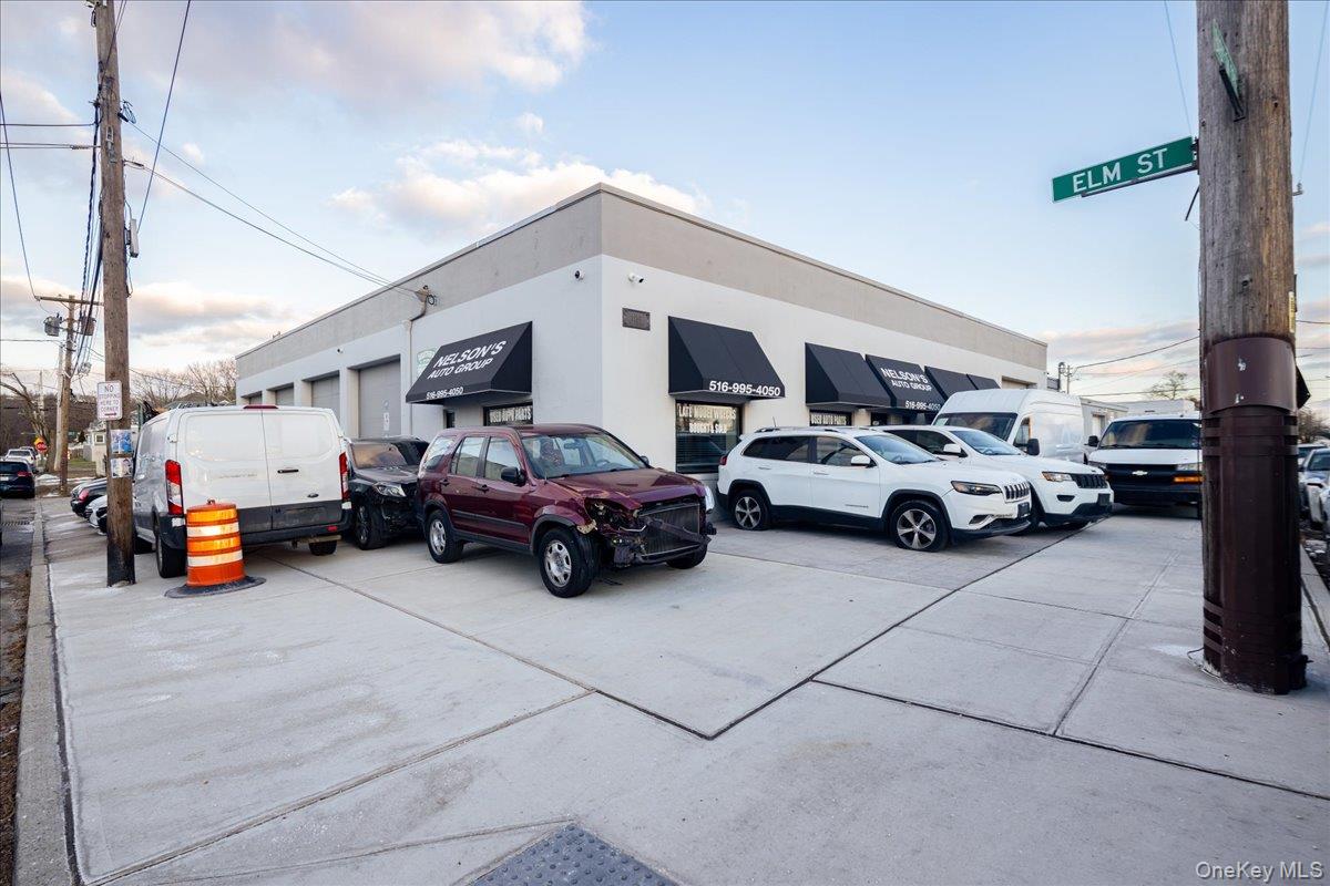 459 Babylon Turnpike, Freeport, NY 11520