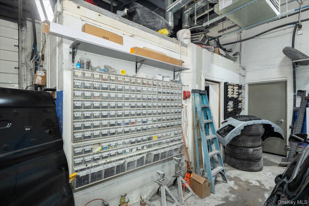 459 Babylon Turnpike, Freeport, NY 11520