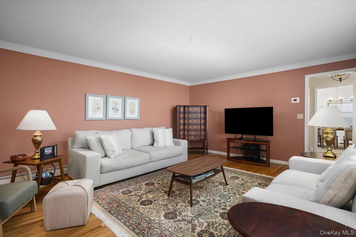 125 Travers Avenue, Mamaroneck, NY 10543