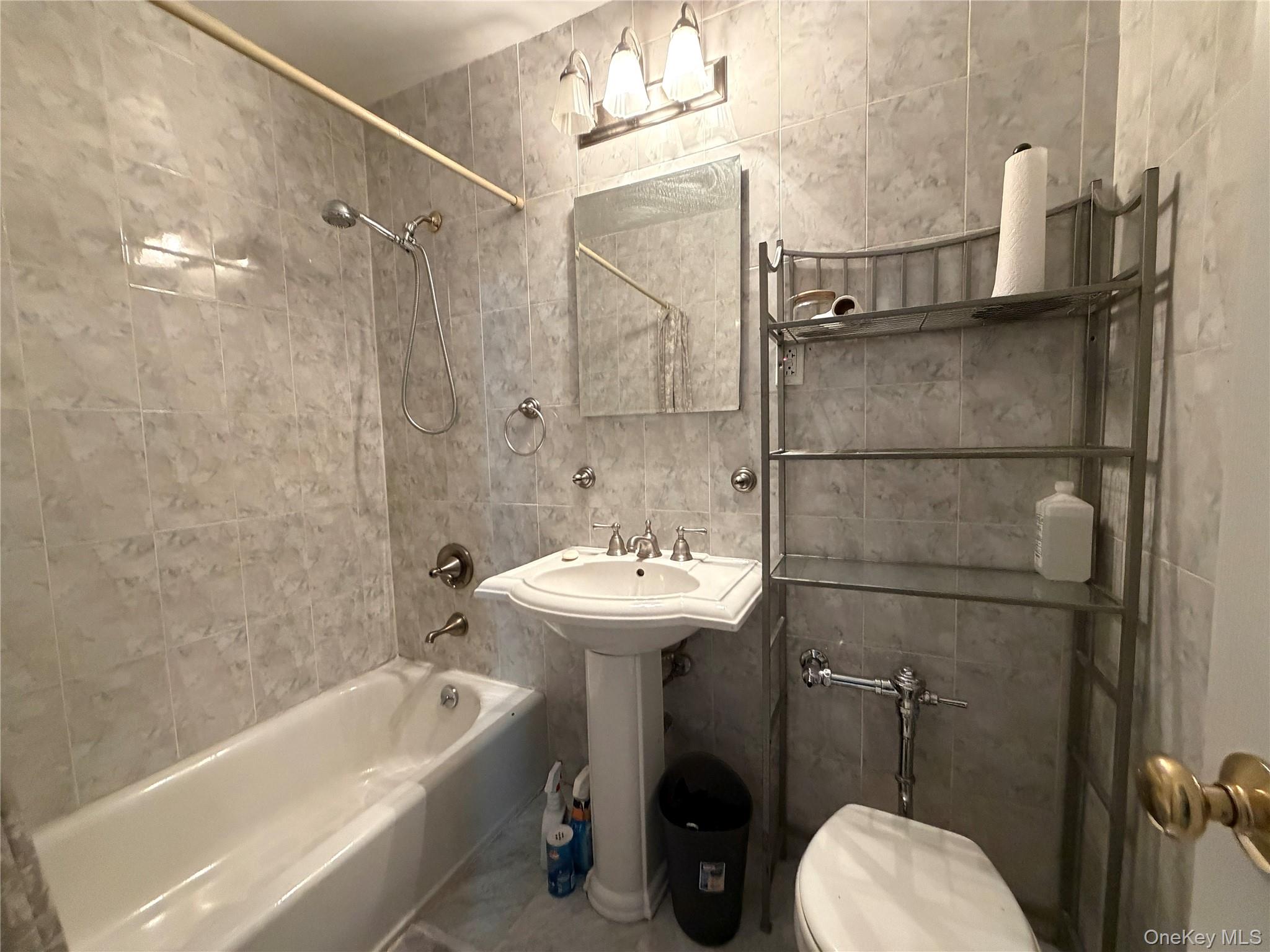 142-05 Roosevelt Avenue # 539, Flushing, NY 11354