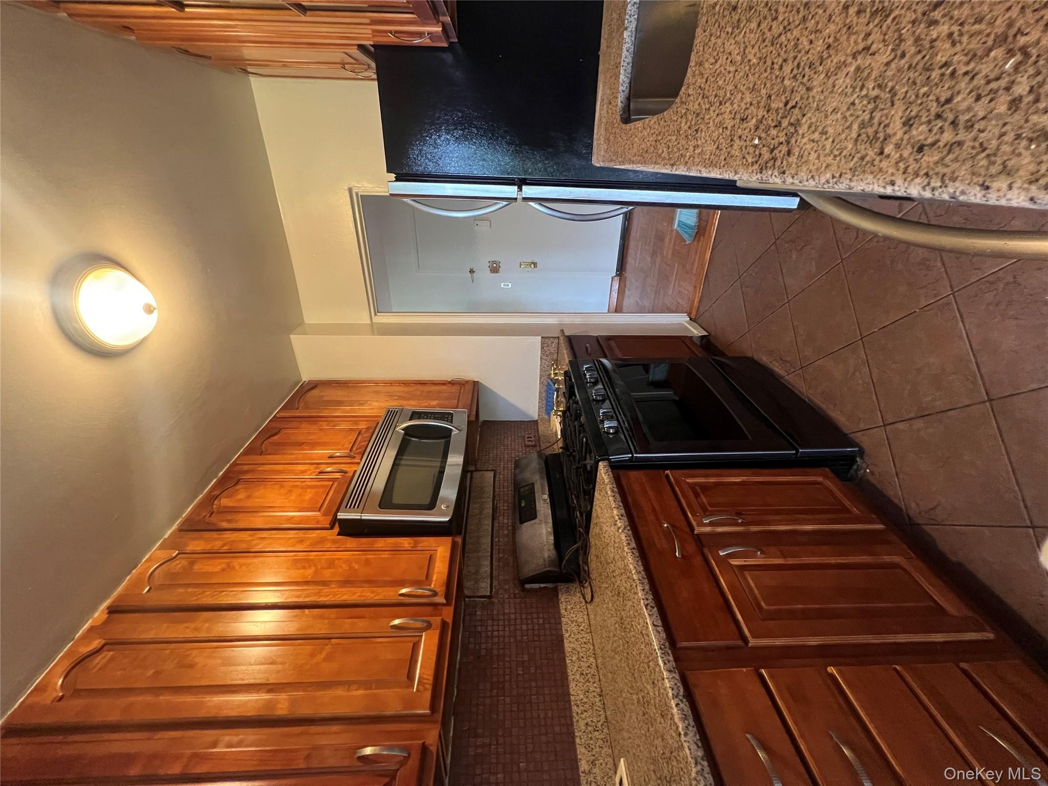 1853 Central Park Avenue # 10C, Yonkers, NY 10710