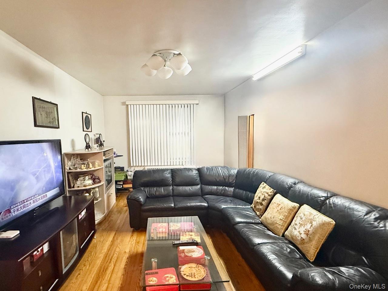 43-35 Union Street # 2G, Flushing, NY 11355