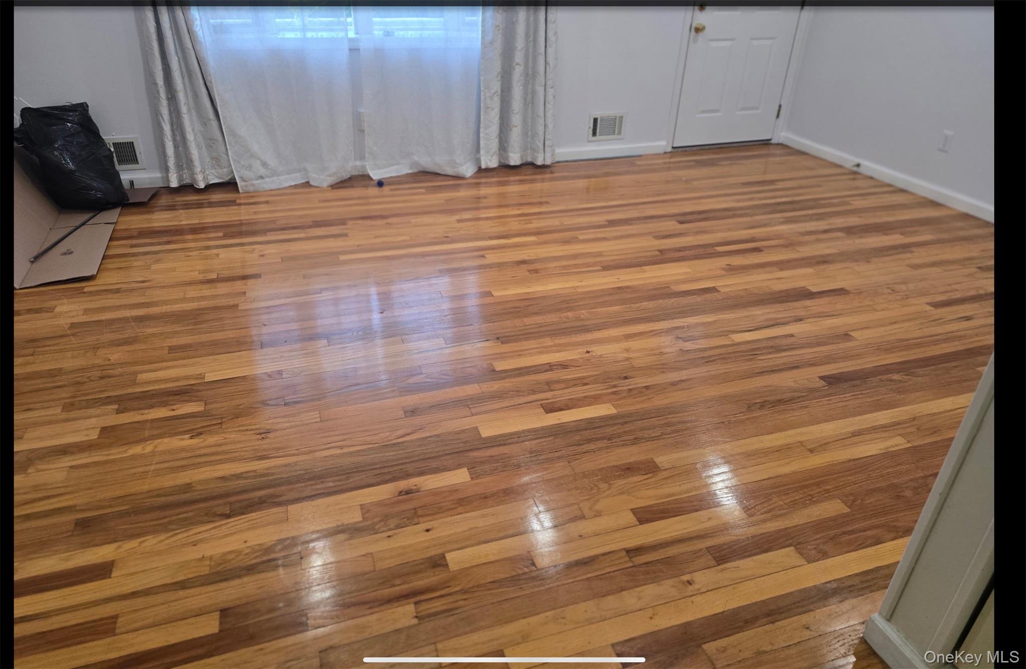 76 Harrisburg Street, Bay Shore, NY 11706