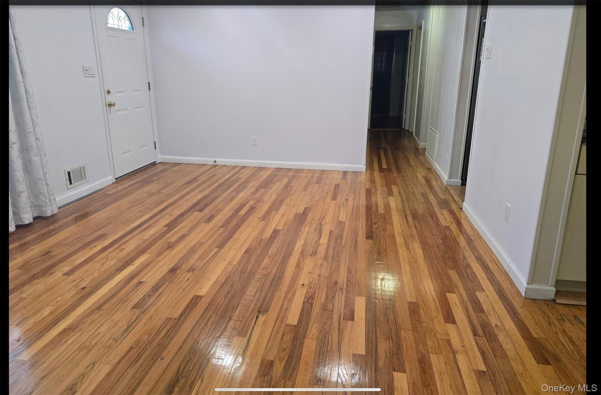 76 Harrisburg Street, Bay Shore, NY 11706