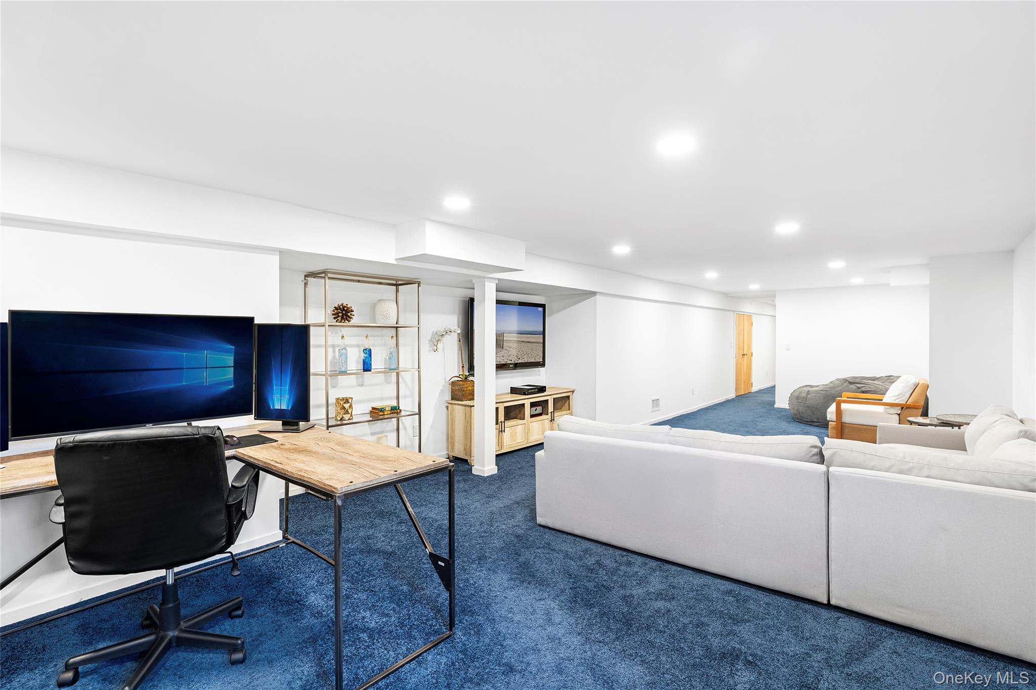 47 Bridle Path, Remsenburg, NY 11960