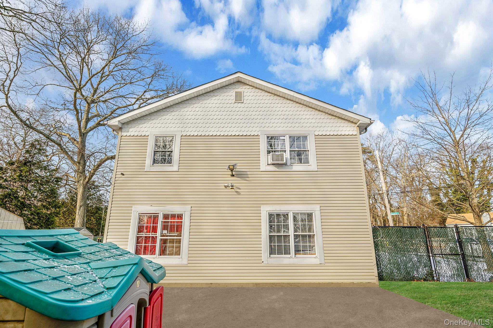 78 Eleanor Avenue, Mastic, NY 11950