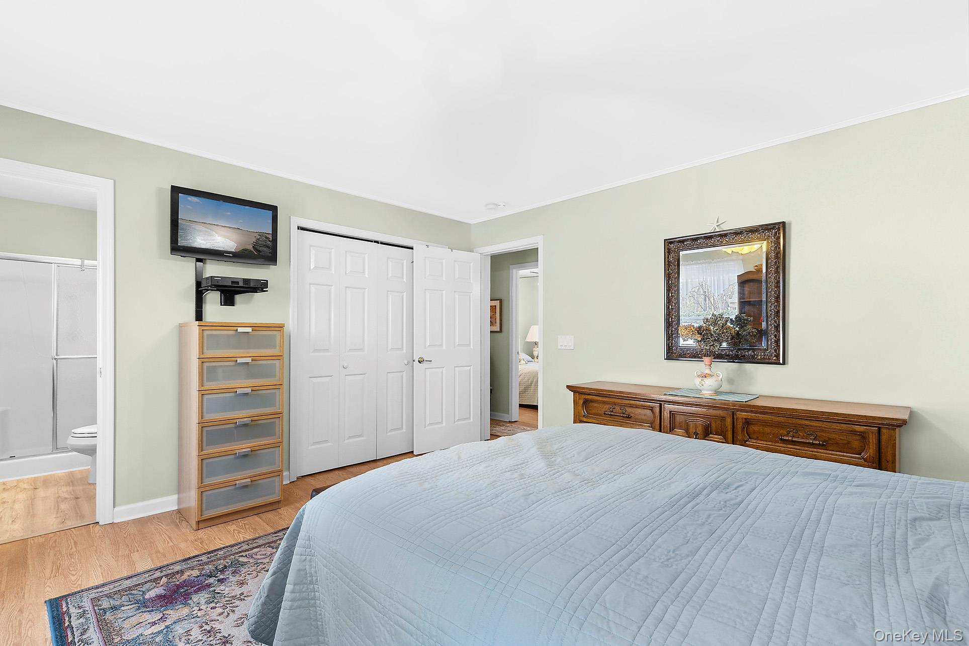 17 Cove View Road, Sag Harbor, NY 11963