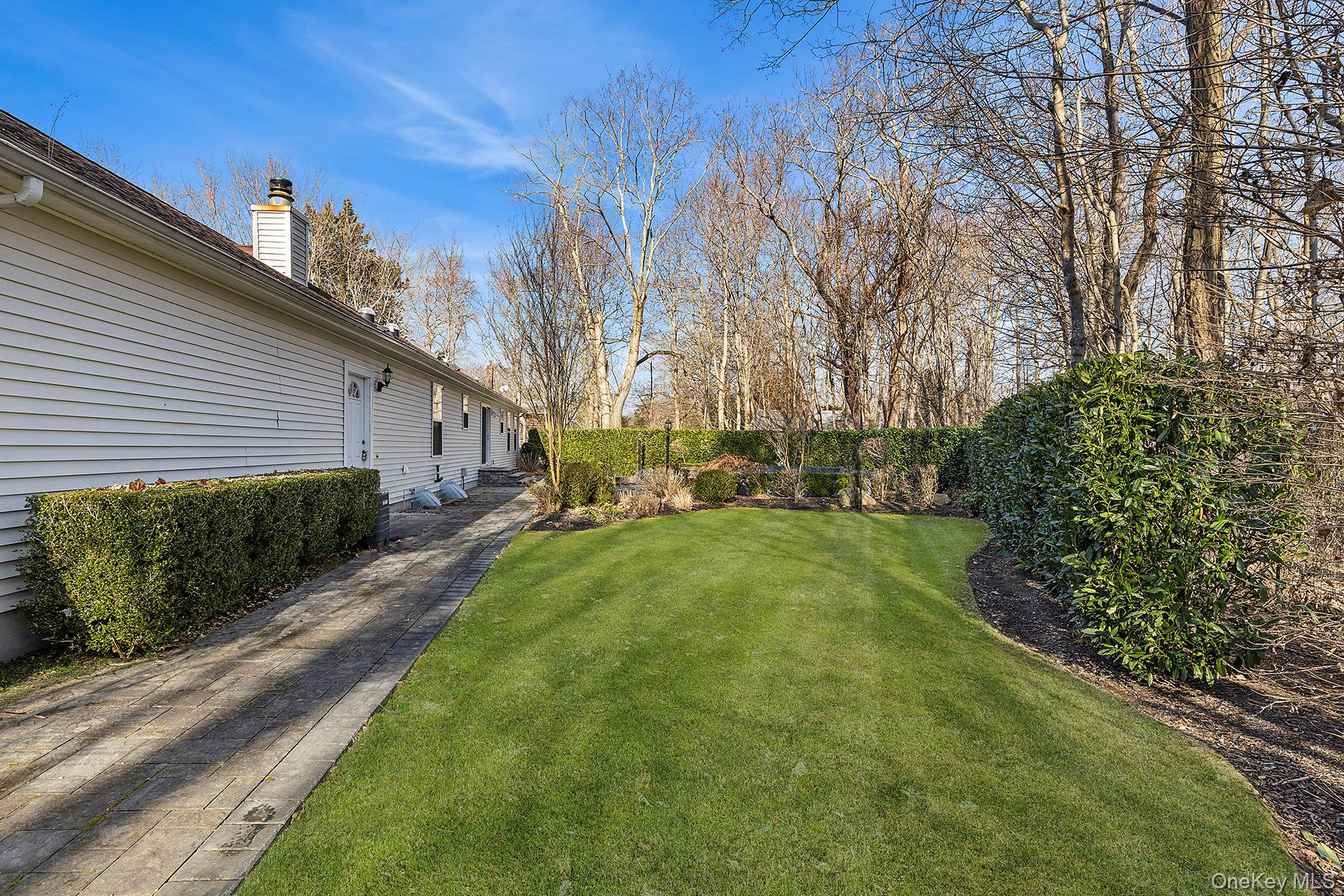 17 Cove View Road, Sag Harbor, NY 11963