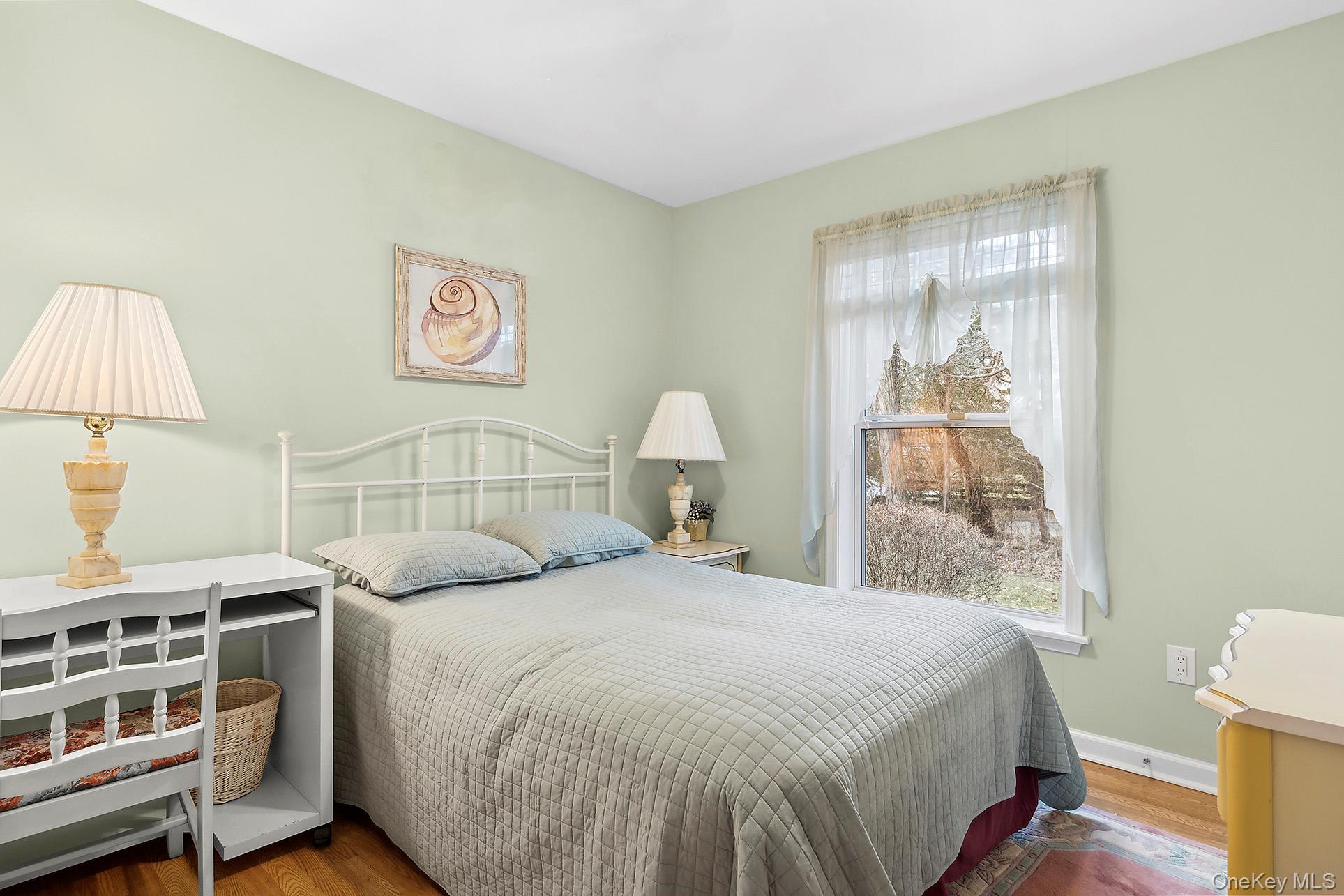 17 Cove View Road, Sag Harbor, NY 11963