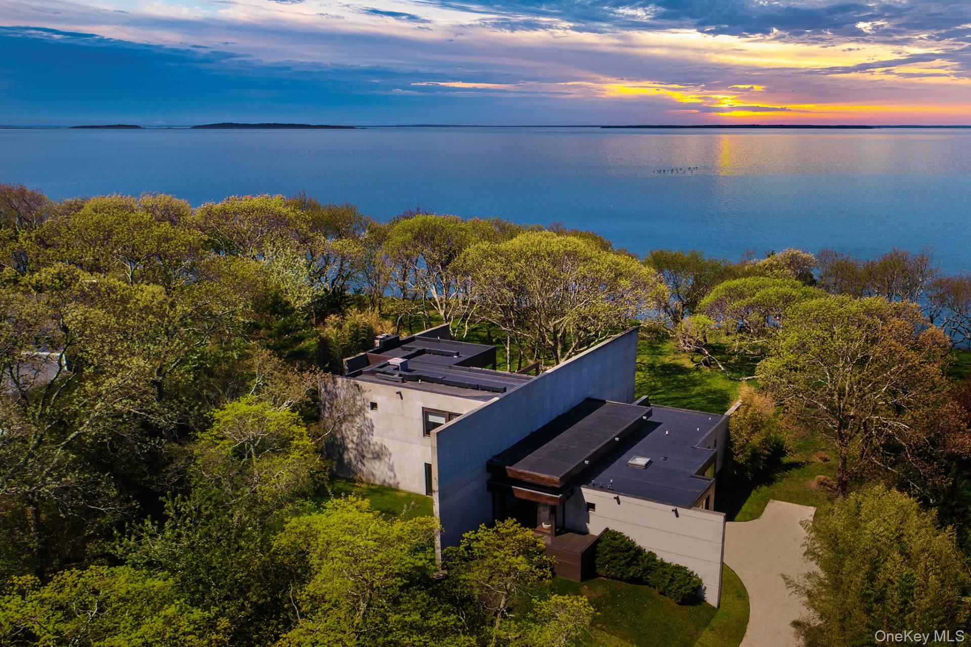 24 On The Bluff, Sag Harbor, NY 11963