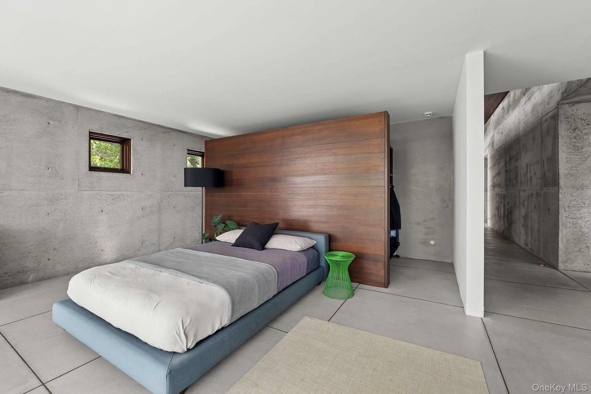 24 On The Bluff, Sag Harbor, NY 11963