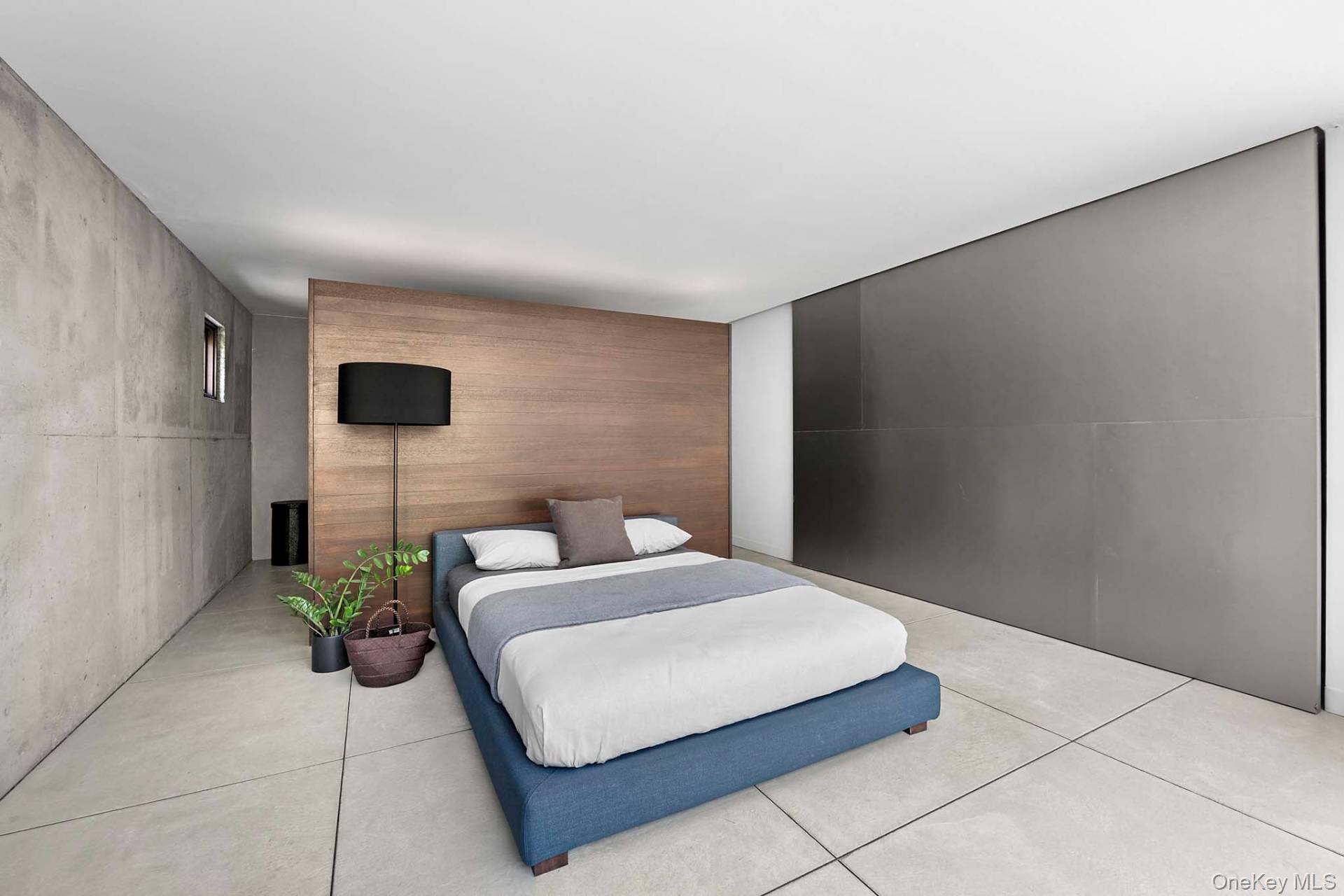 24 On The Bluff, Sag Harbor, NY 11963