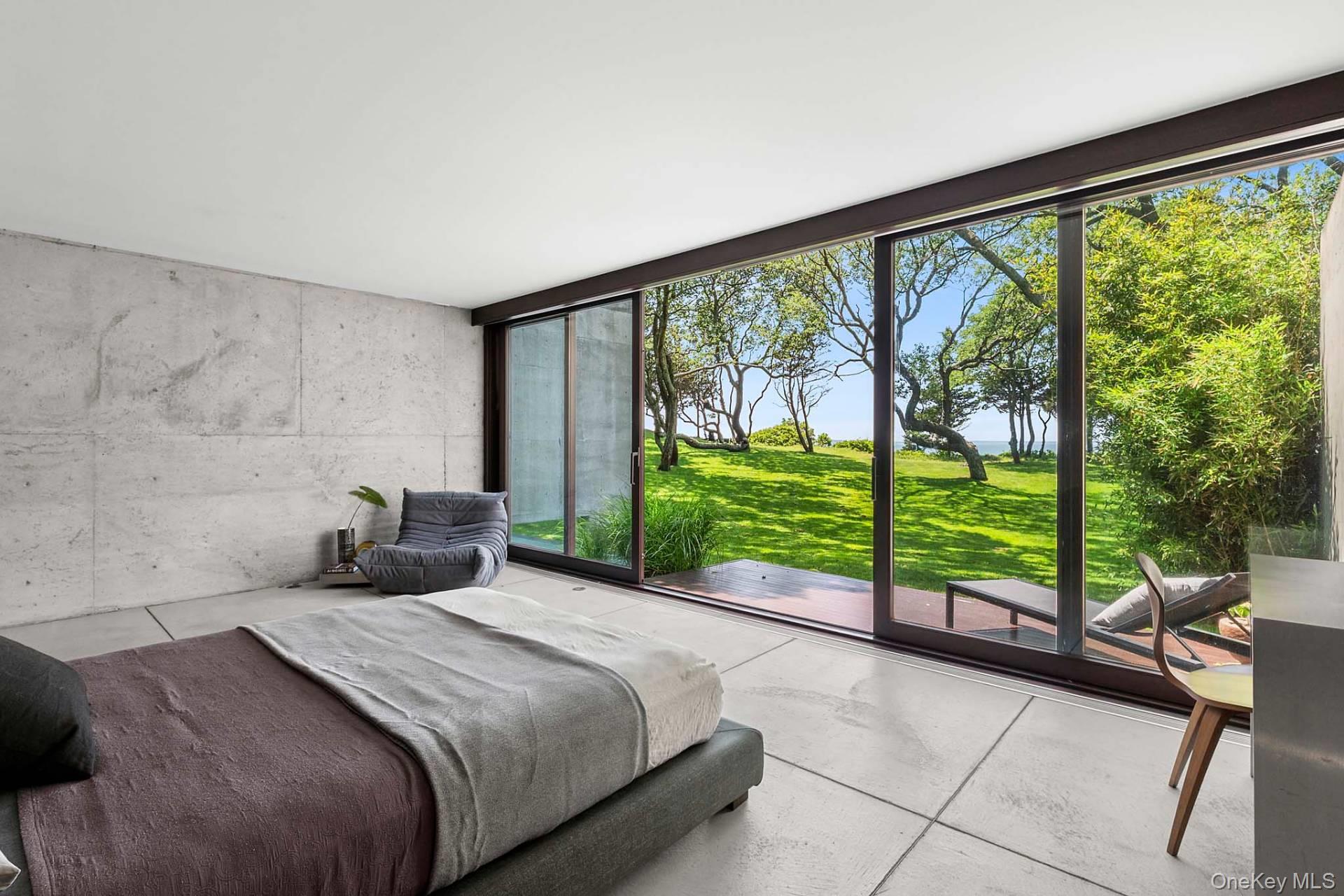 24 On The Bluff, Sag Harbor, NY 11963