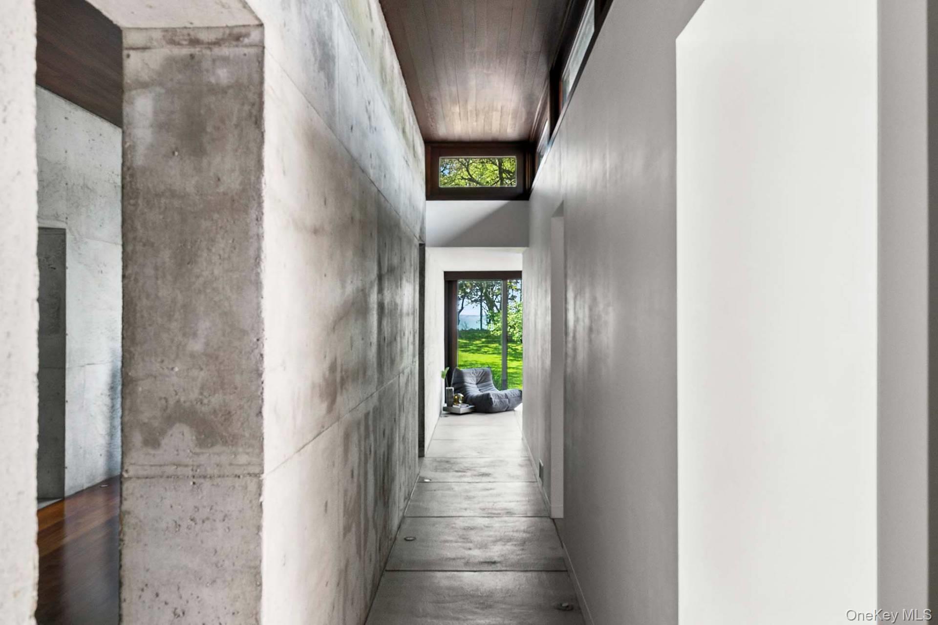 24 On The Bluff, Sag Harbor, NY 11963