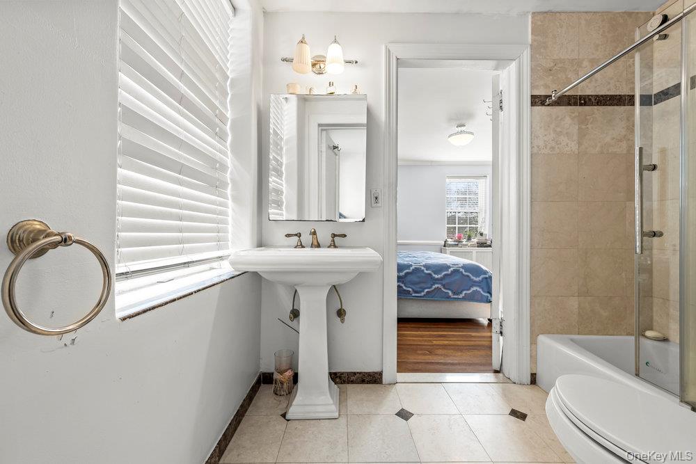 3 Alden Place # 3A, Bronxville, NY 10708