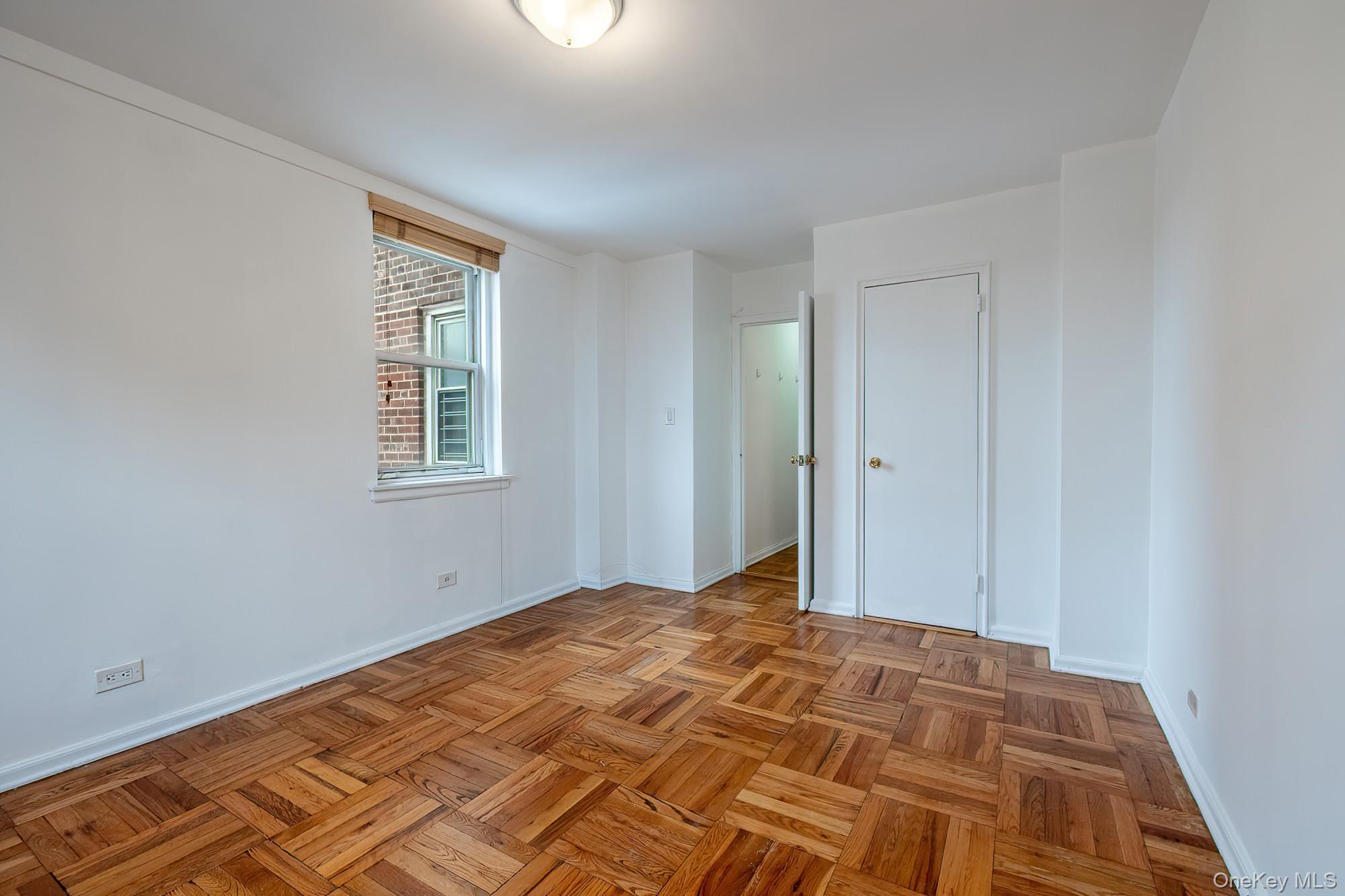 60 Knolls Crescent # 7L, Bronx, NY 10463