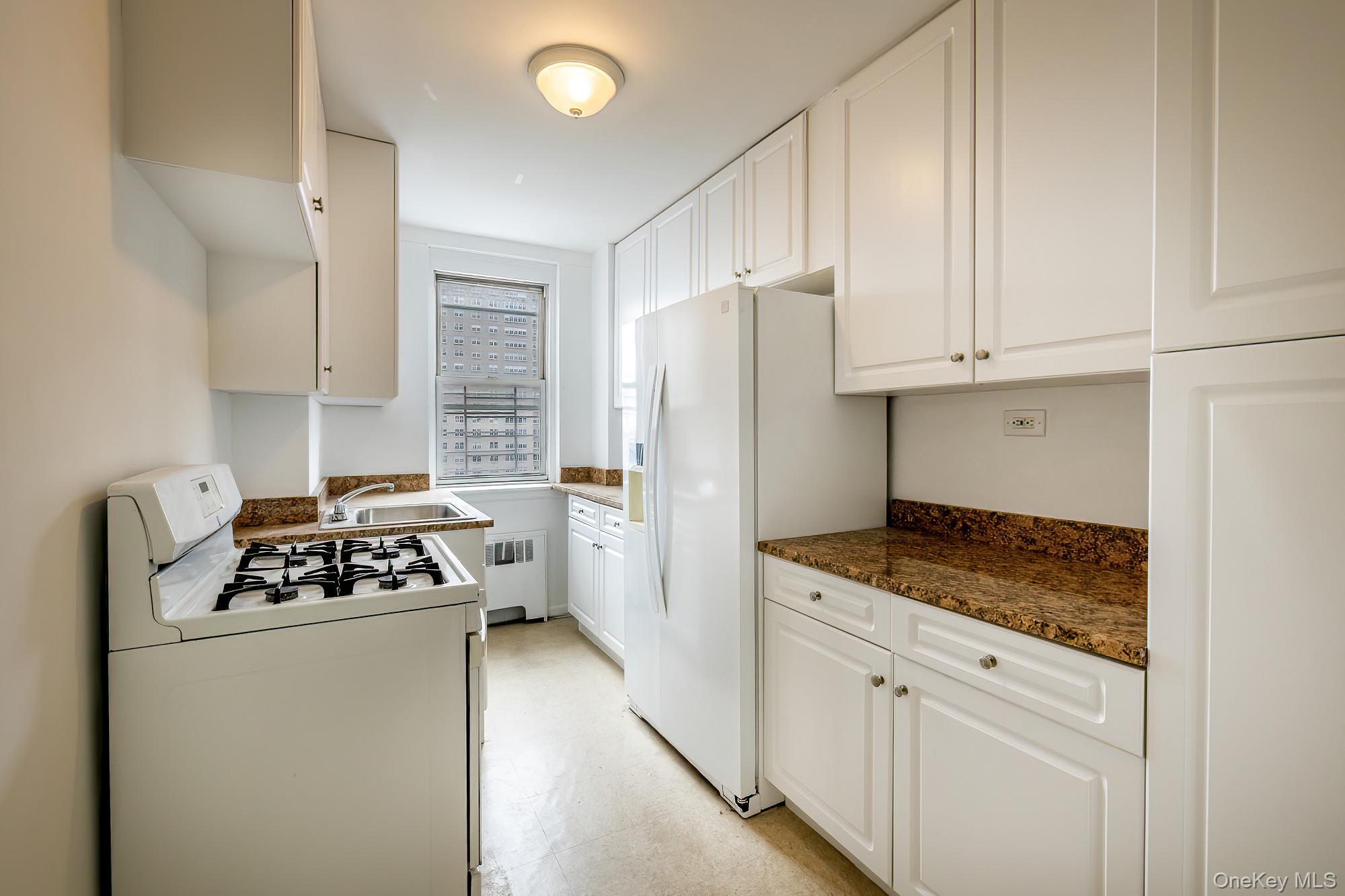 60 Knolls Crescent # 7L, Bronx, NY 10463