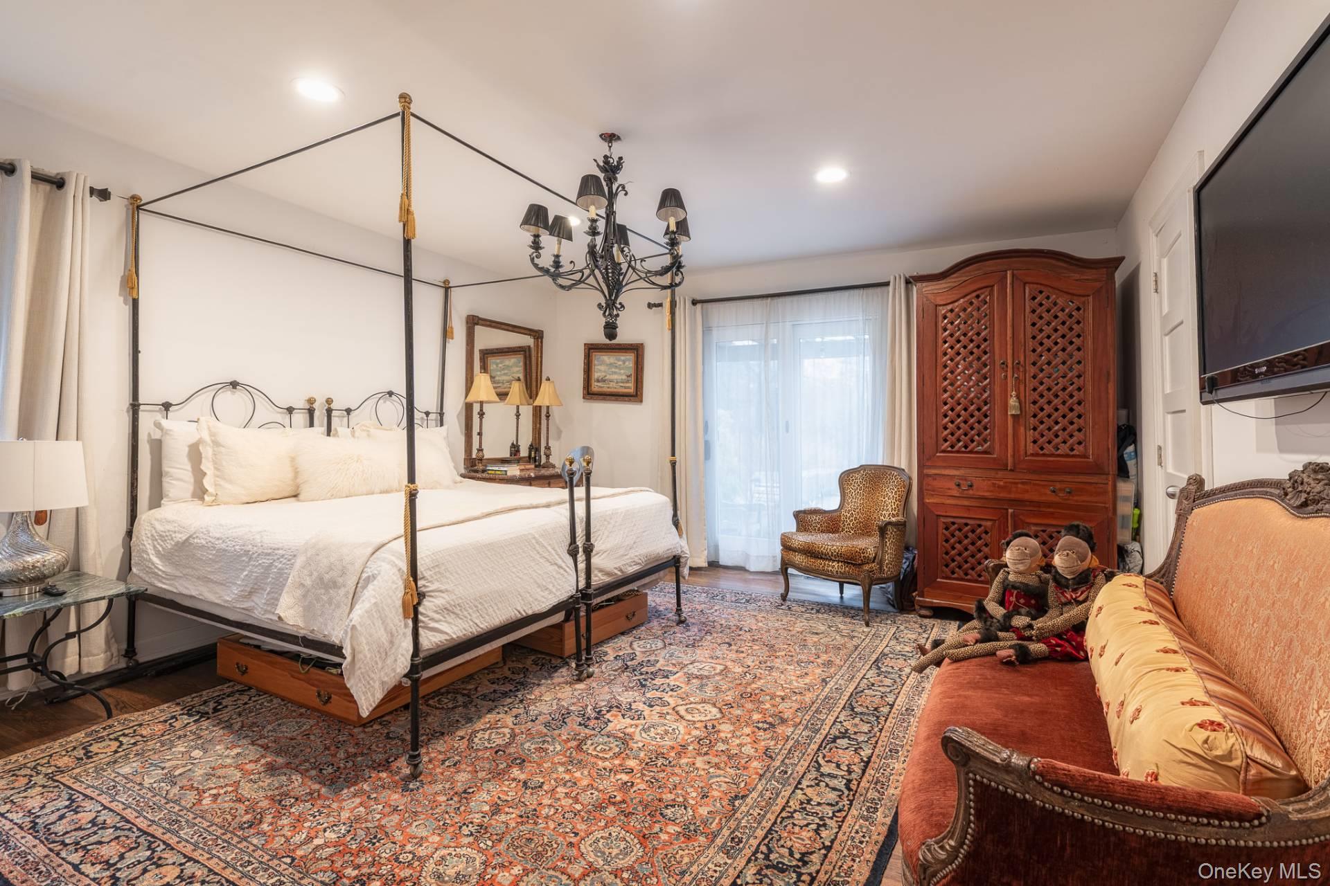 339 Sebonac Road, Southampton, NY 11968