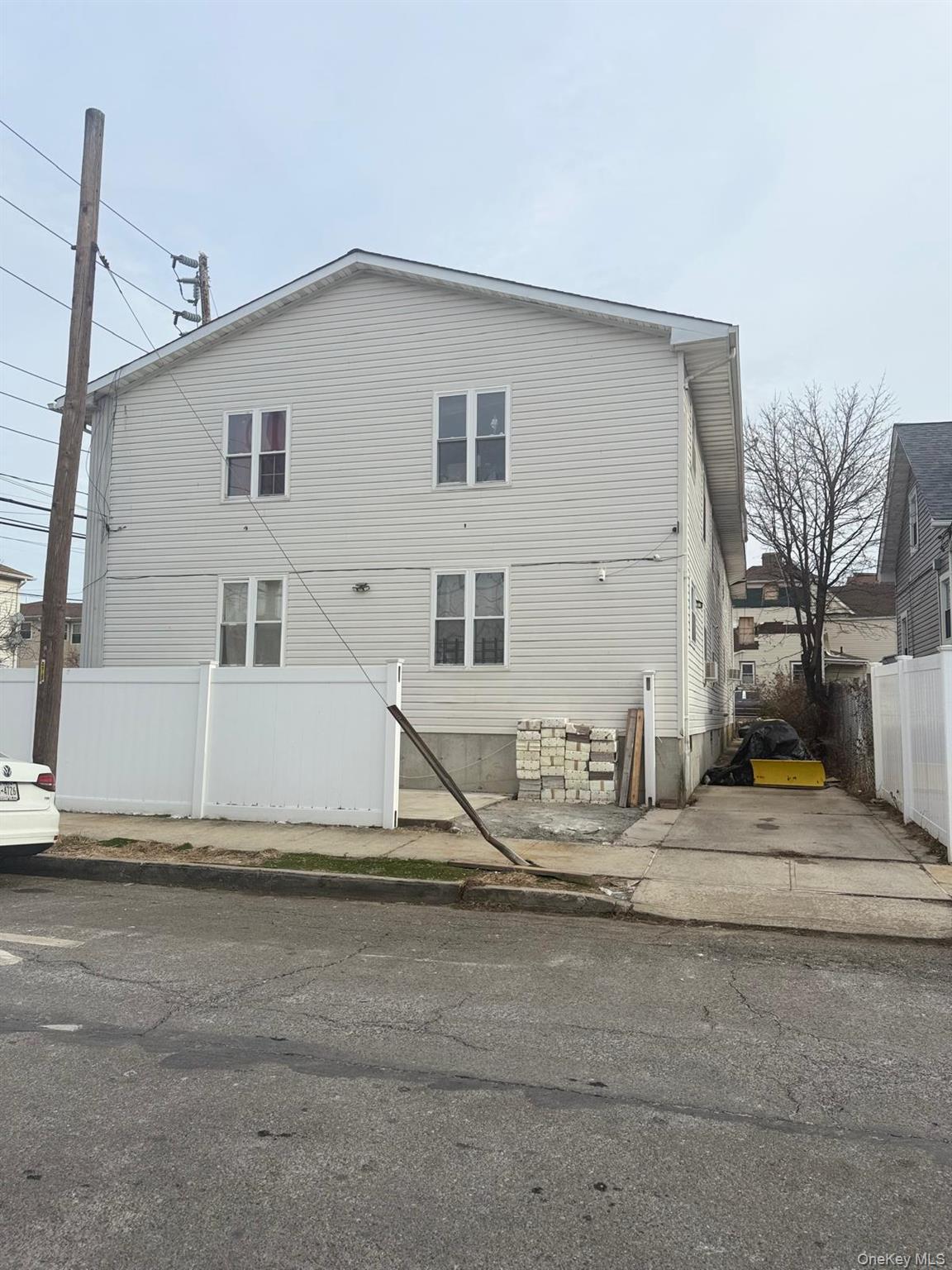 2223 Nameoke Avenue, Far Rockaway, NY 11691
