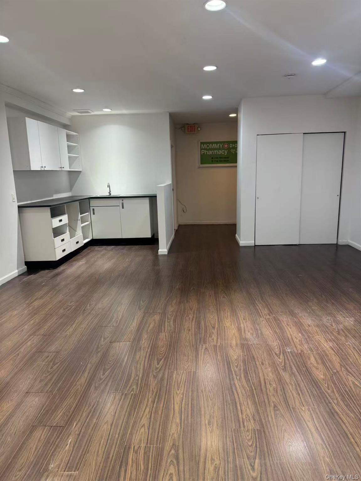 43-53 162 Street # 1FL, Flushing, NY 11358