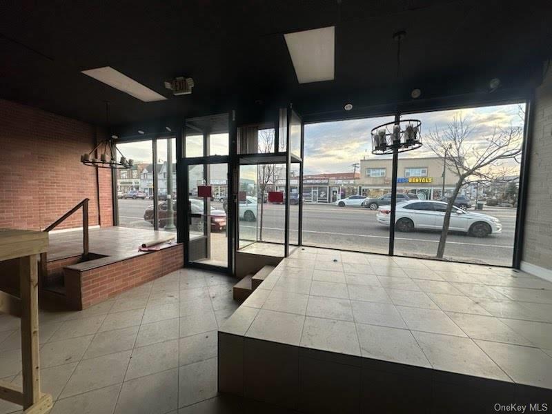 420 SUNRISE Highway, Lynbrook, NY 11563