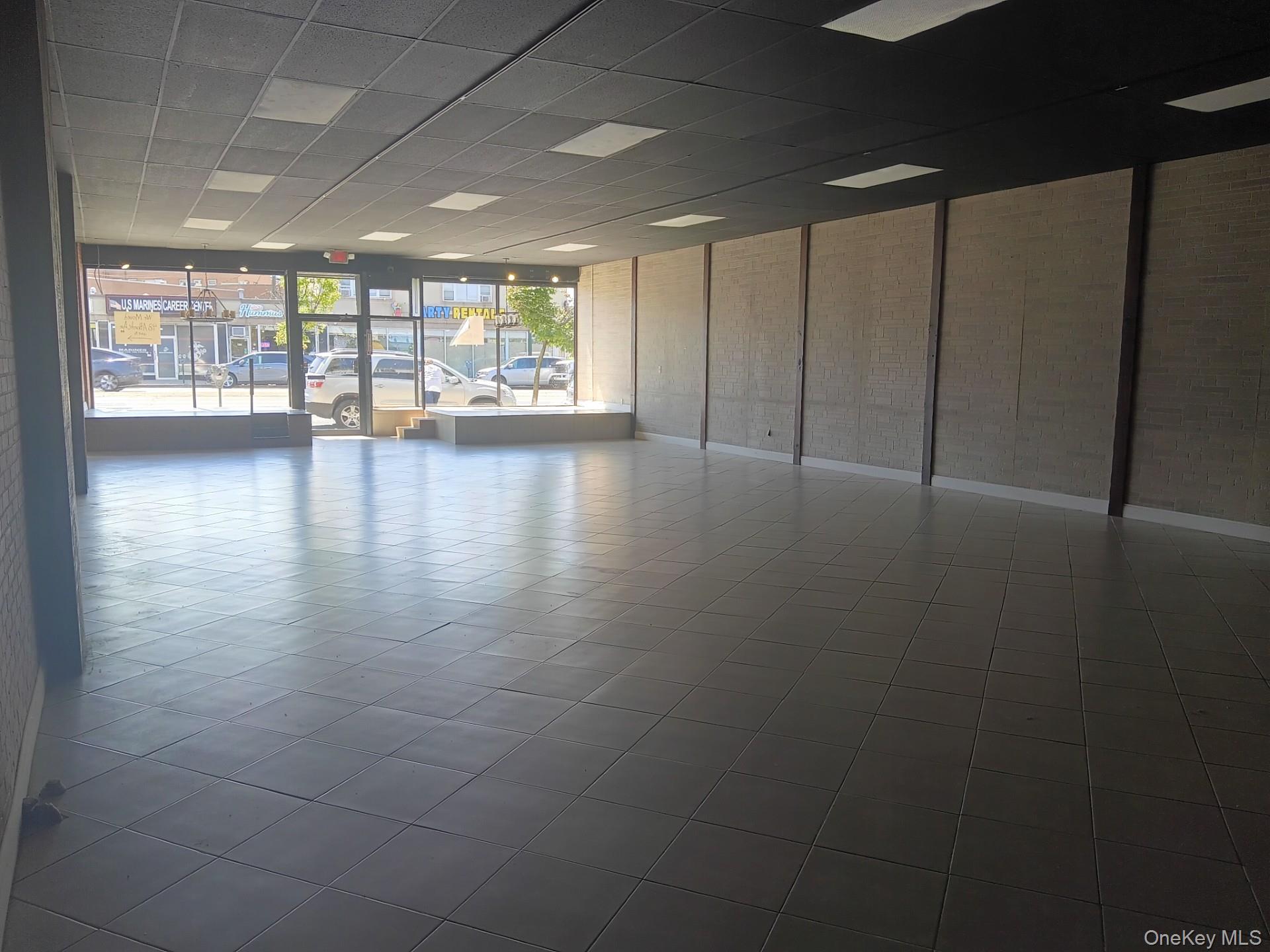 420 SUNRISE Highway, Lynbrook, NY 11563