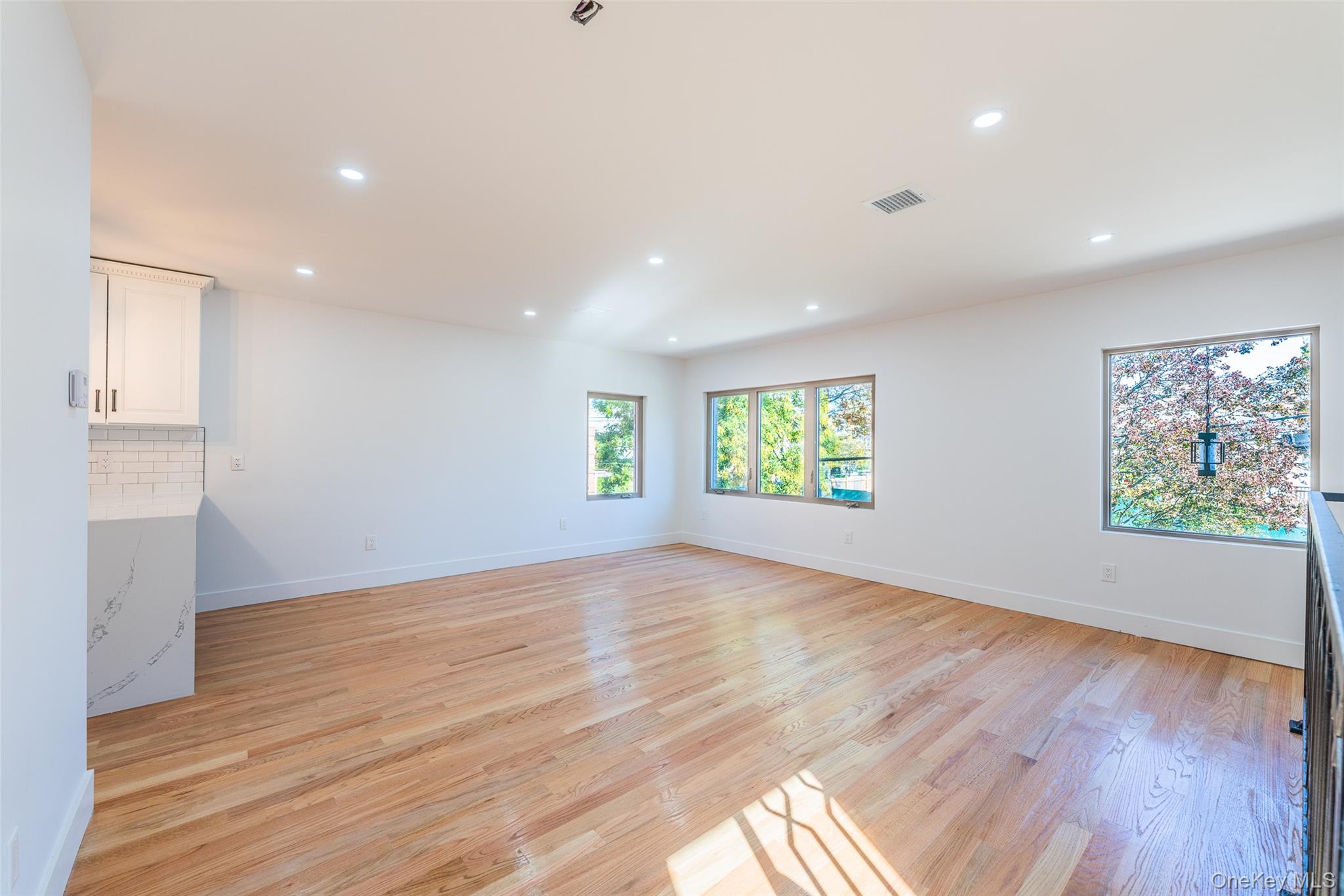 4634 211th Street, Bayside, NY 11361