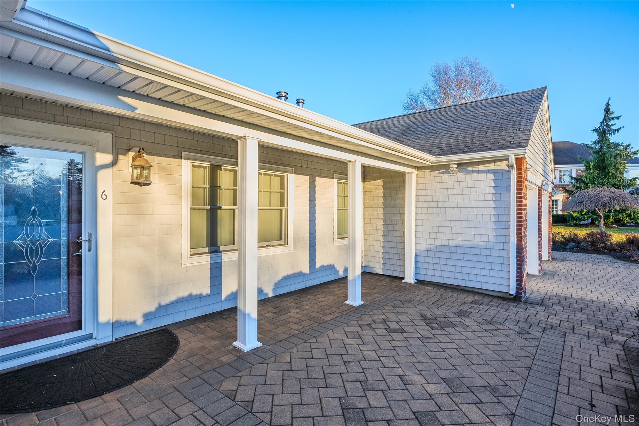 6 Hillview Court, Commack, NY 11725