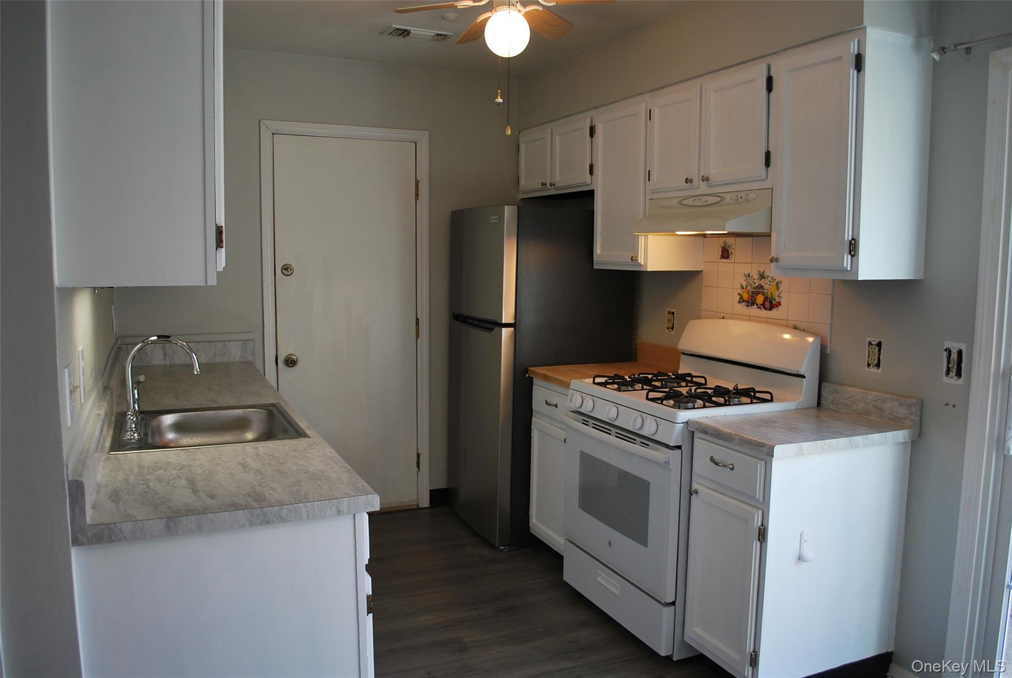 39 Candlestick Court, Warwick, NY 10990