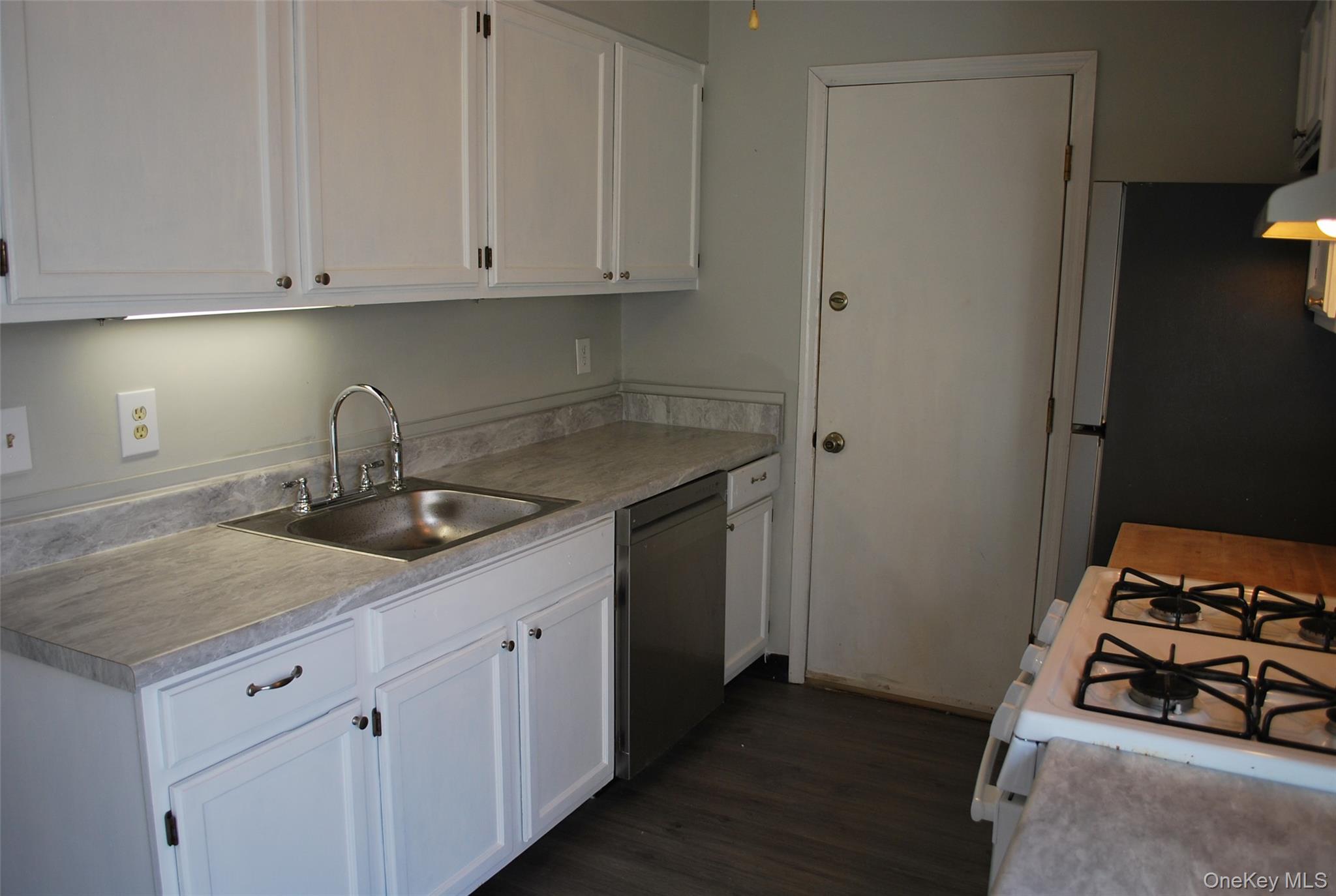 39 Candlestick Court, Warwick, NY 10990