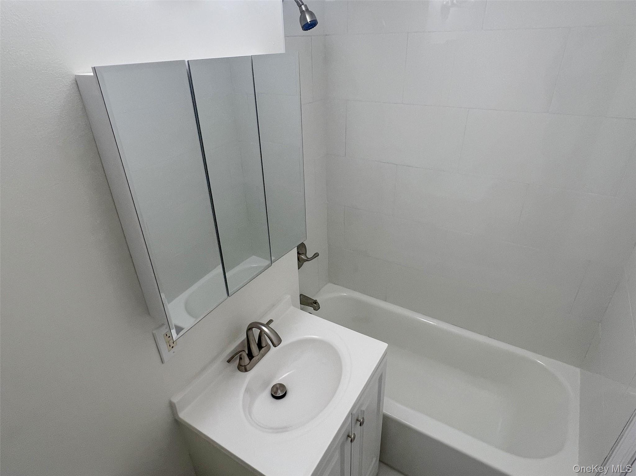 13 Crescent Drive # 50, Thiells, NY 10984