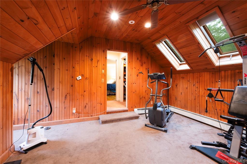 17 Stonegate Drive, Hyde Park, NY 12538