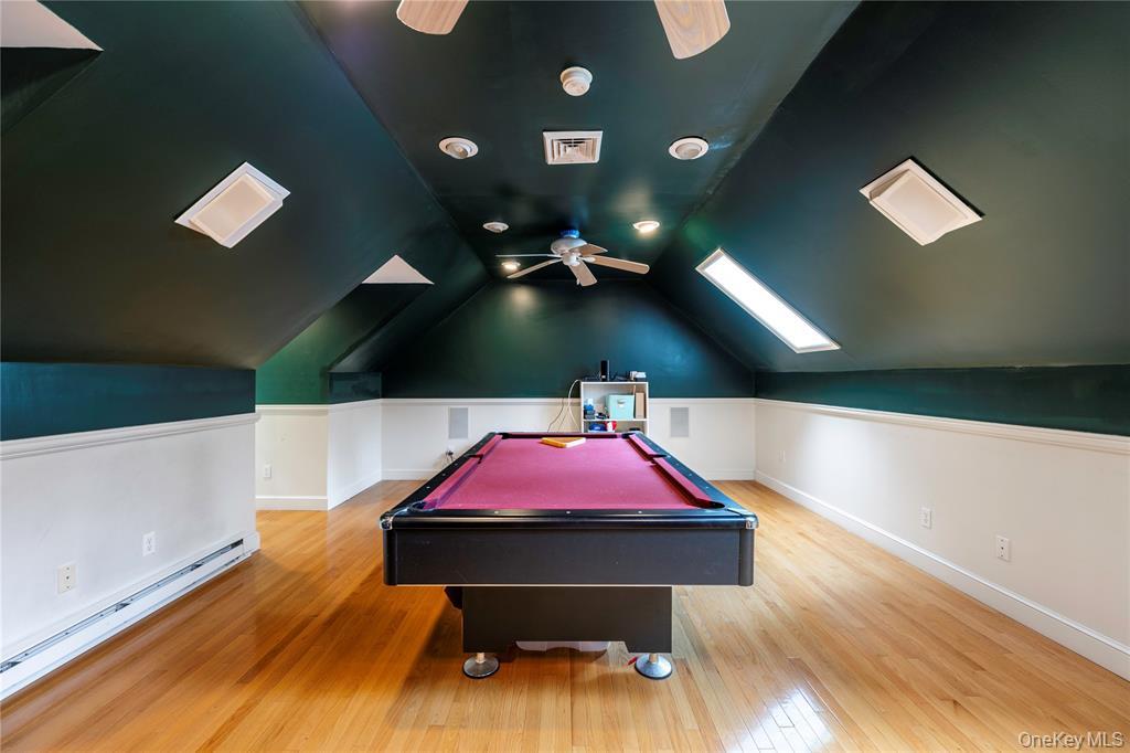 17 Stonegate Drive, Hyde Park, NY 12538