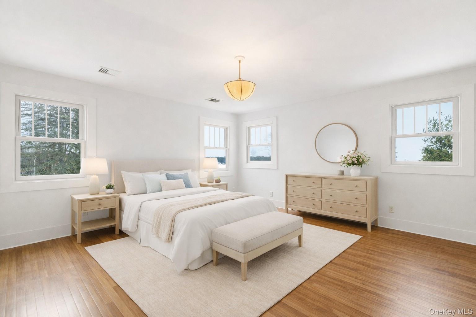 7 Landing Road, Huntington, NY 11743