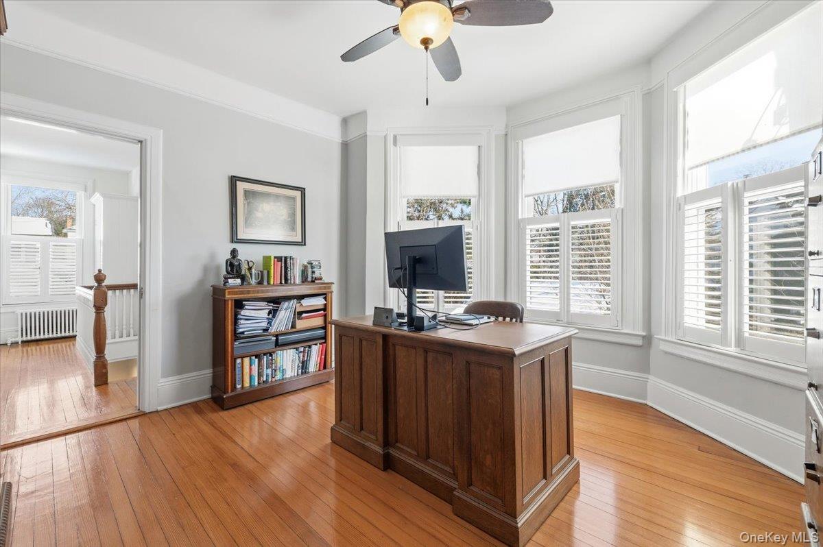 102 Sea Cliff Avenue, Sea Cliff, NY 11579