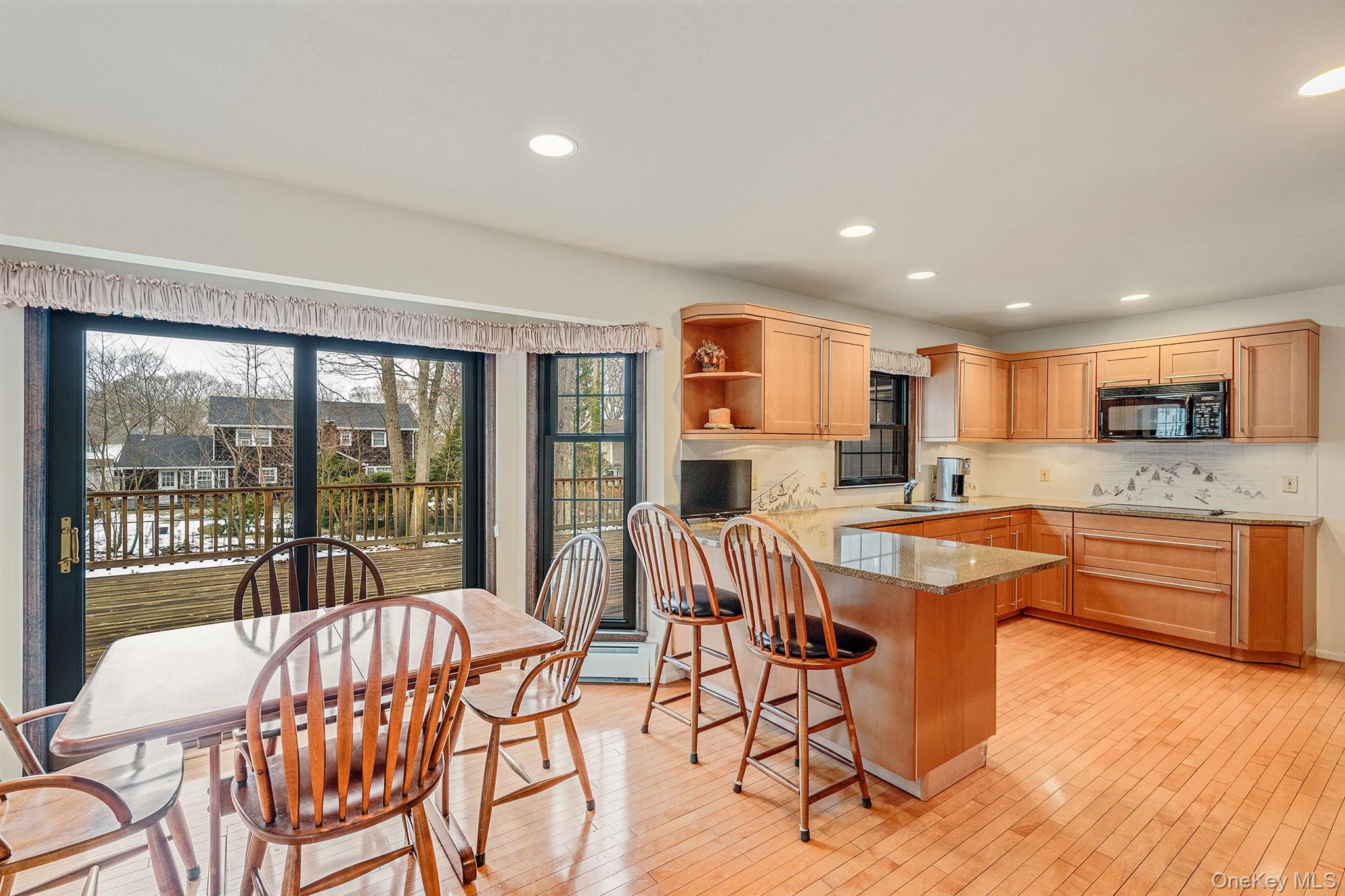 10 Penelope Drive, East Setauket, NY 11733