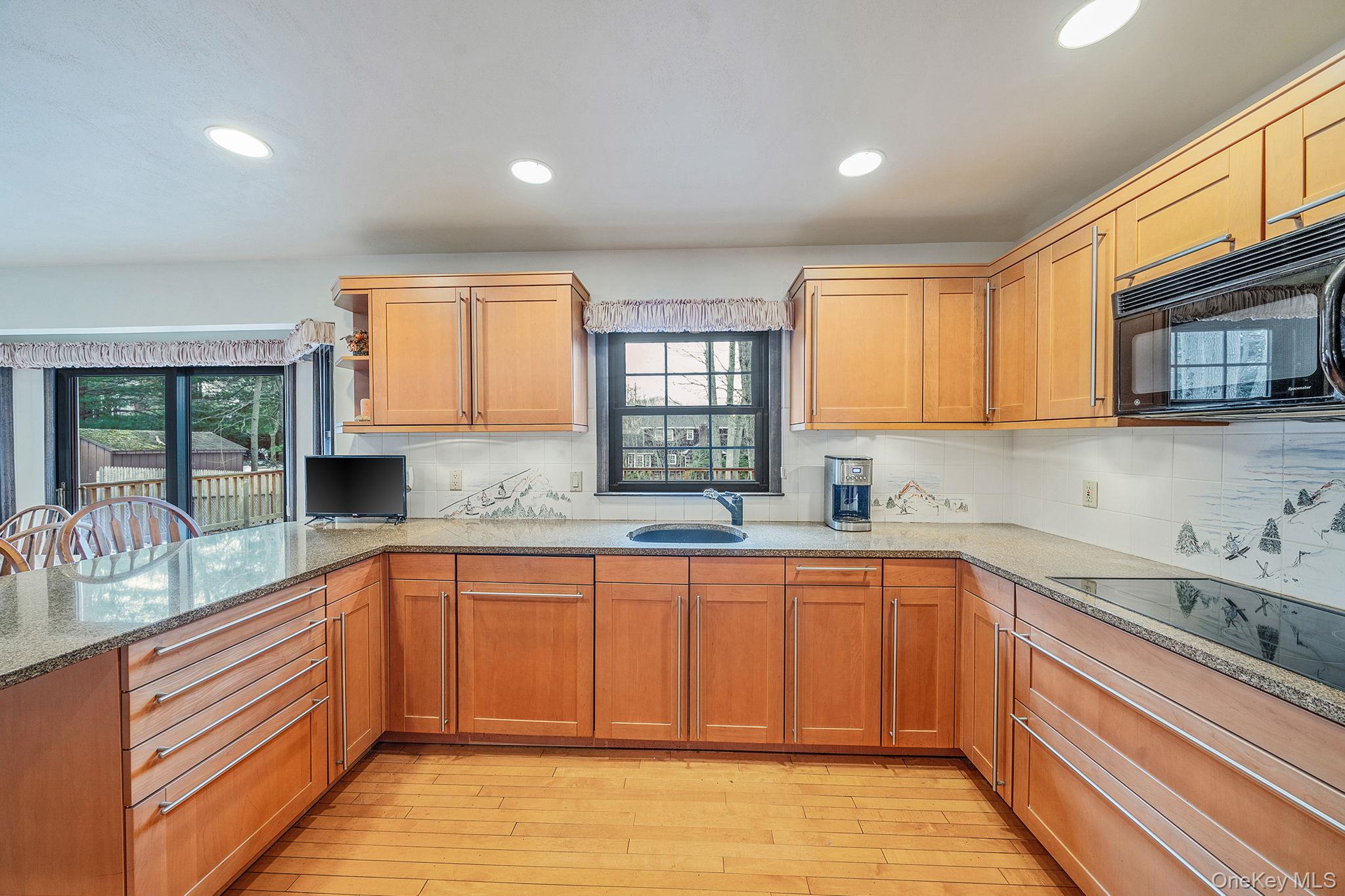 10 Penelope Drive, East Setauket, NY 11733