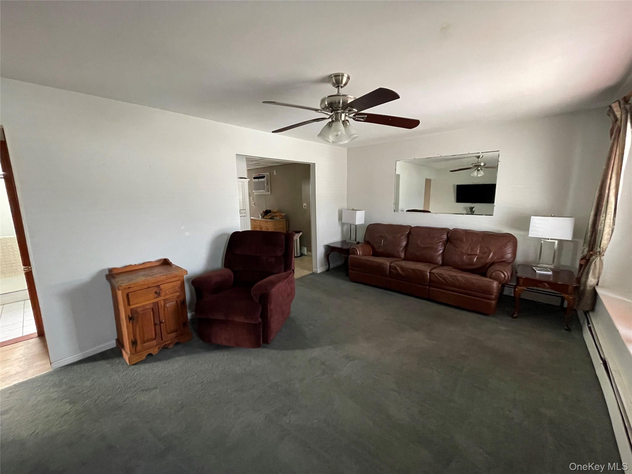 413 37th Street, Lindenhurst, NY 11757