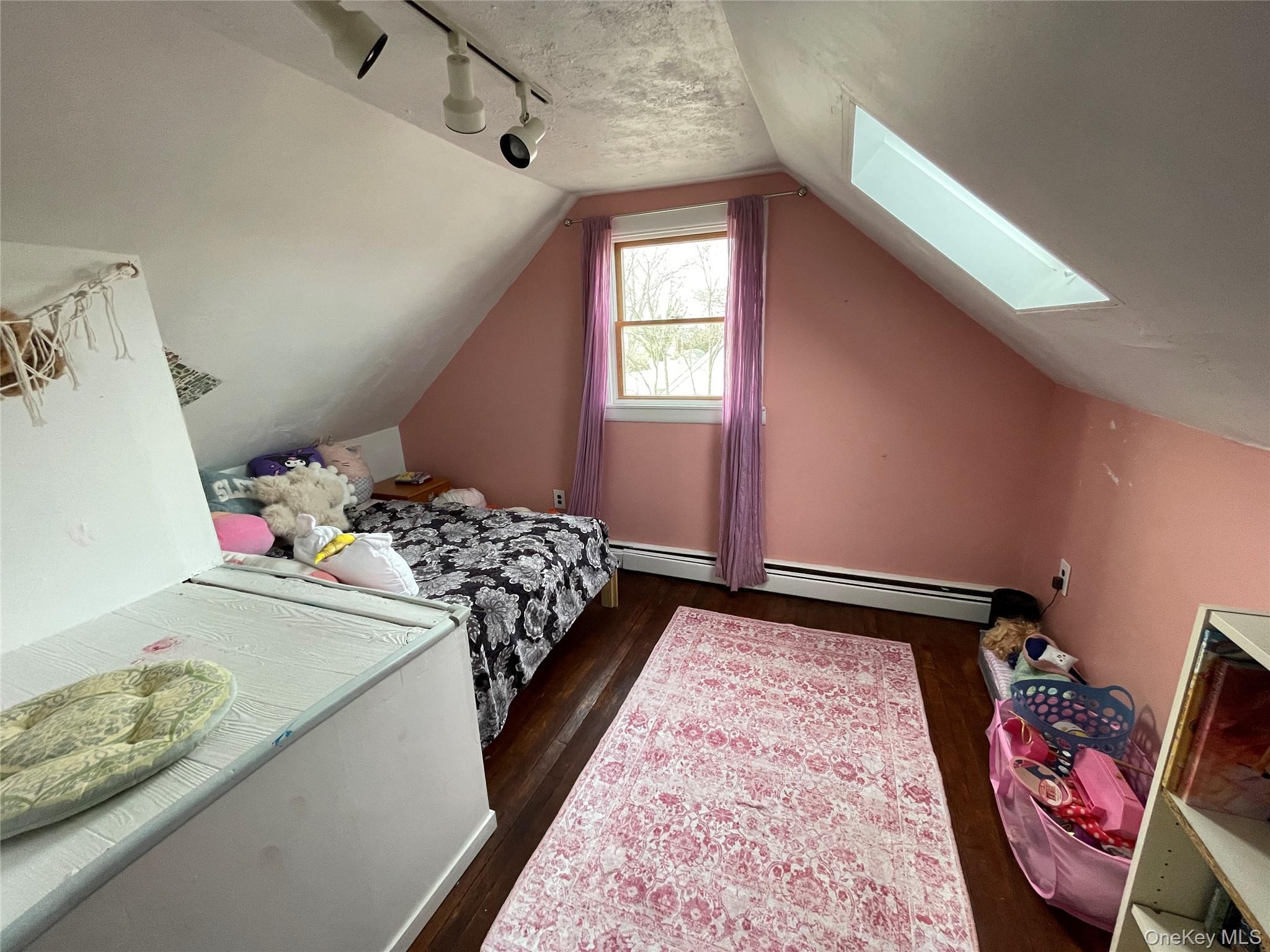 413 37th Street, Lindenhurst, NY 11757