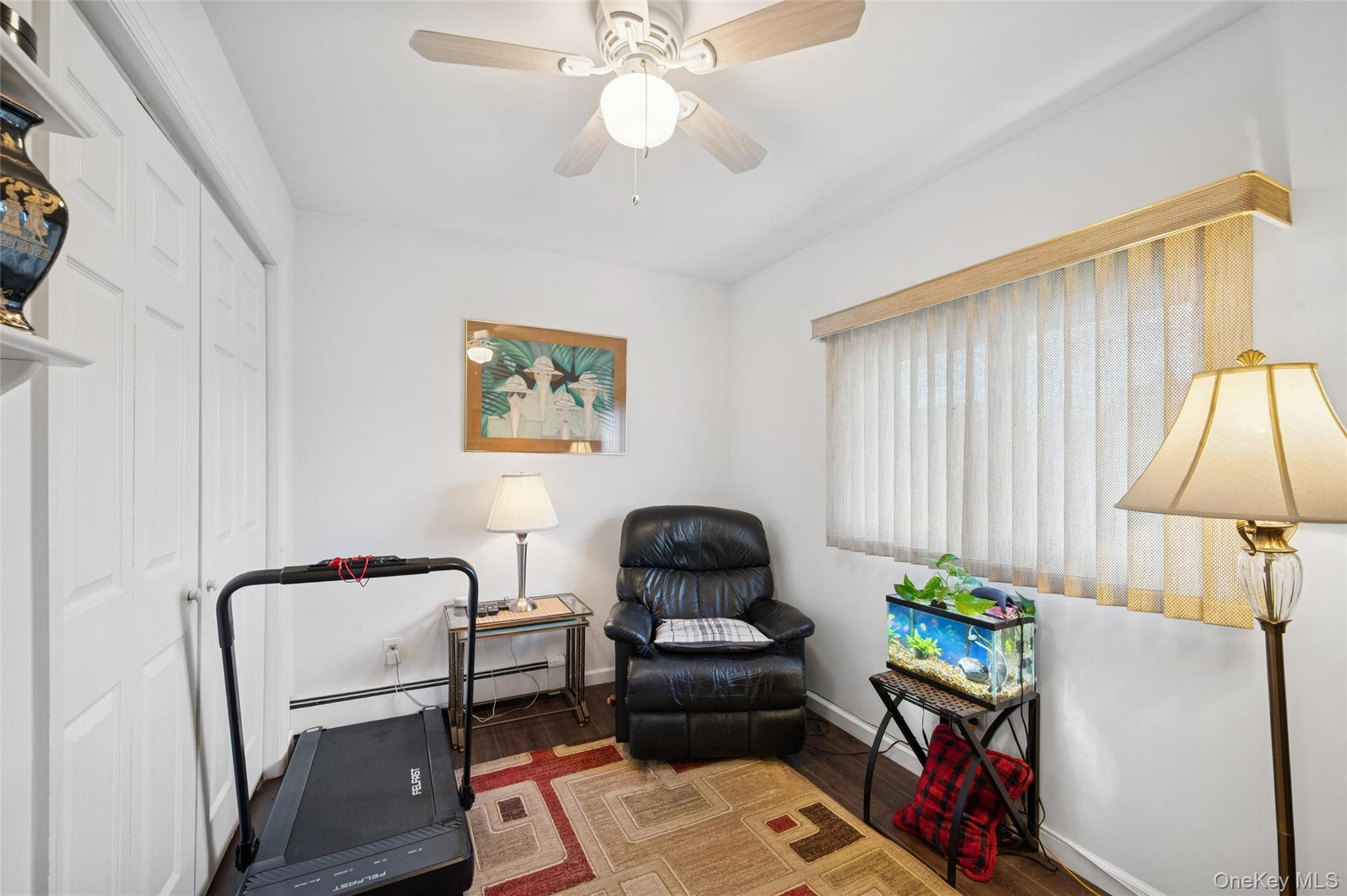 14 March Lane, Westbury, NY 11590