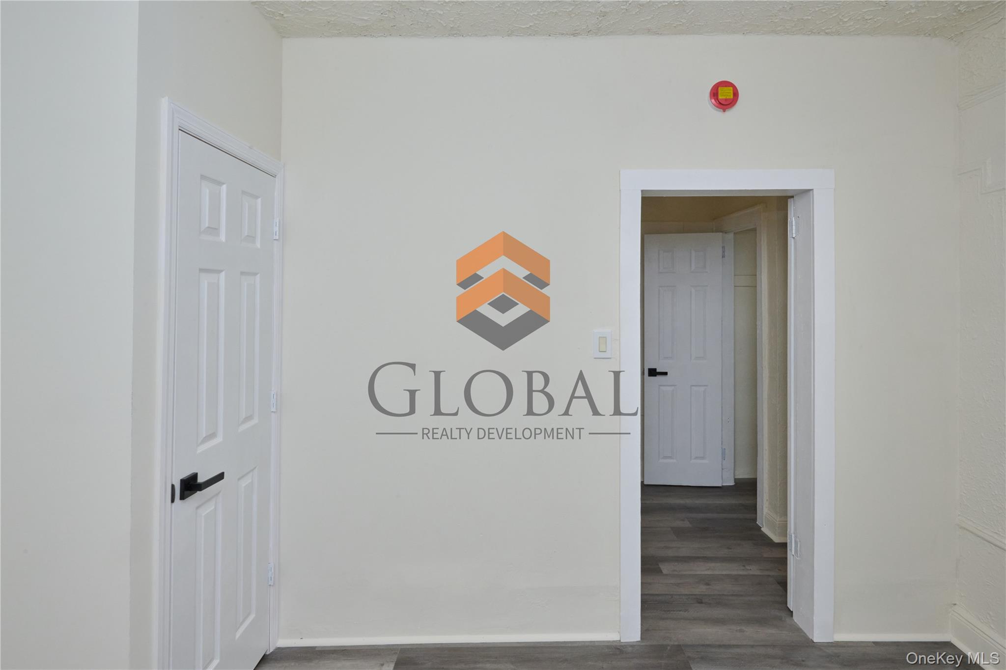 865 E 215th Street, Bronx, NY 10467