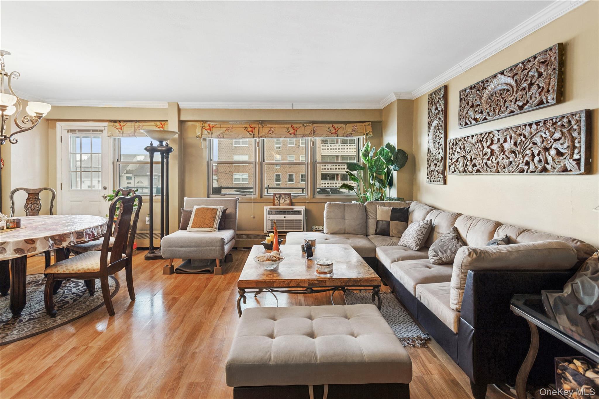 25 Neptune Boulevard # 2T, Long Beach, NY 11561