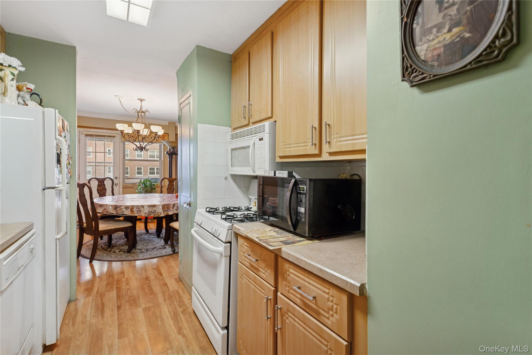 25 Neptune Boulevard # 2T, Long Beach, NY 11561