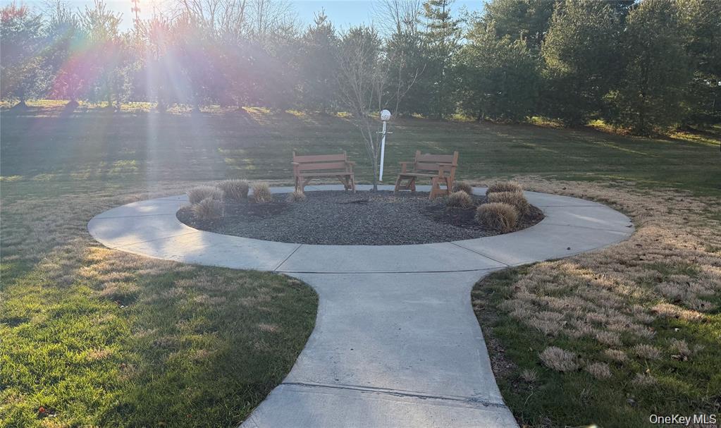 100 Boniface Drive # 13B, Pine Bush, NY 12566