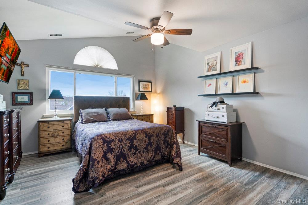 824 Birchwood Park Drive, Middle Island, NY 11953