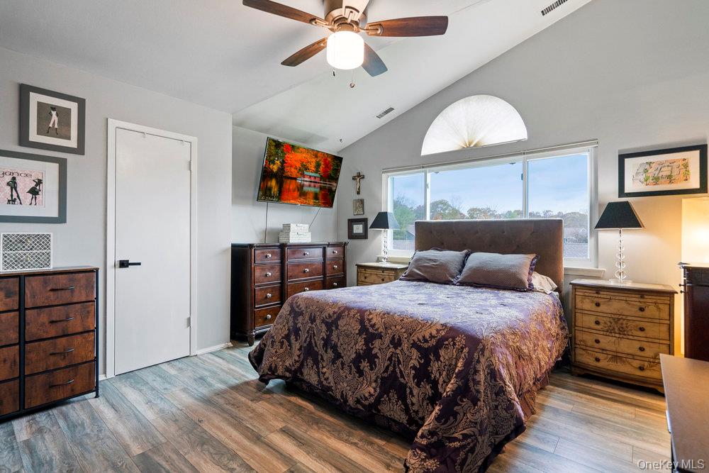 824 Birchwood Park Drive, Middle Island, NY 11953