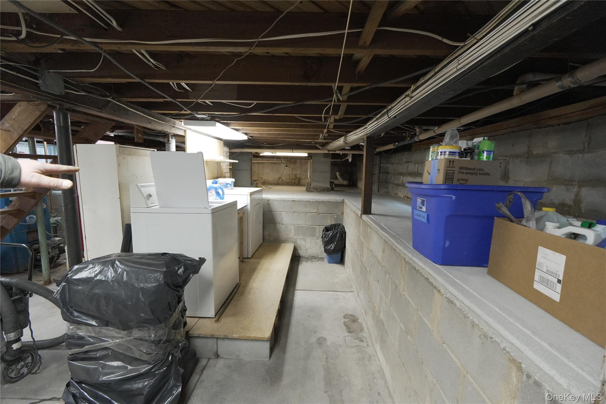 84 Cedar Road, Wading River, NY 11792