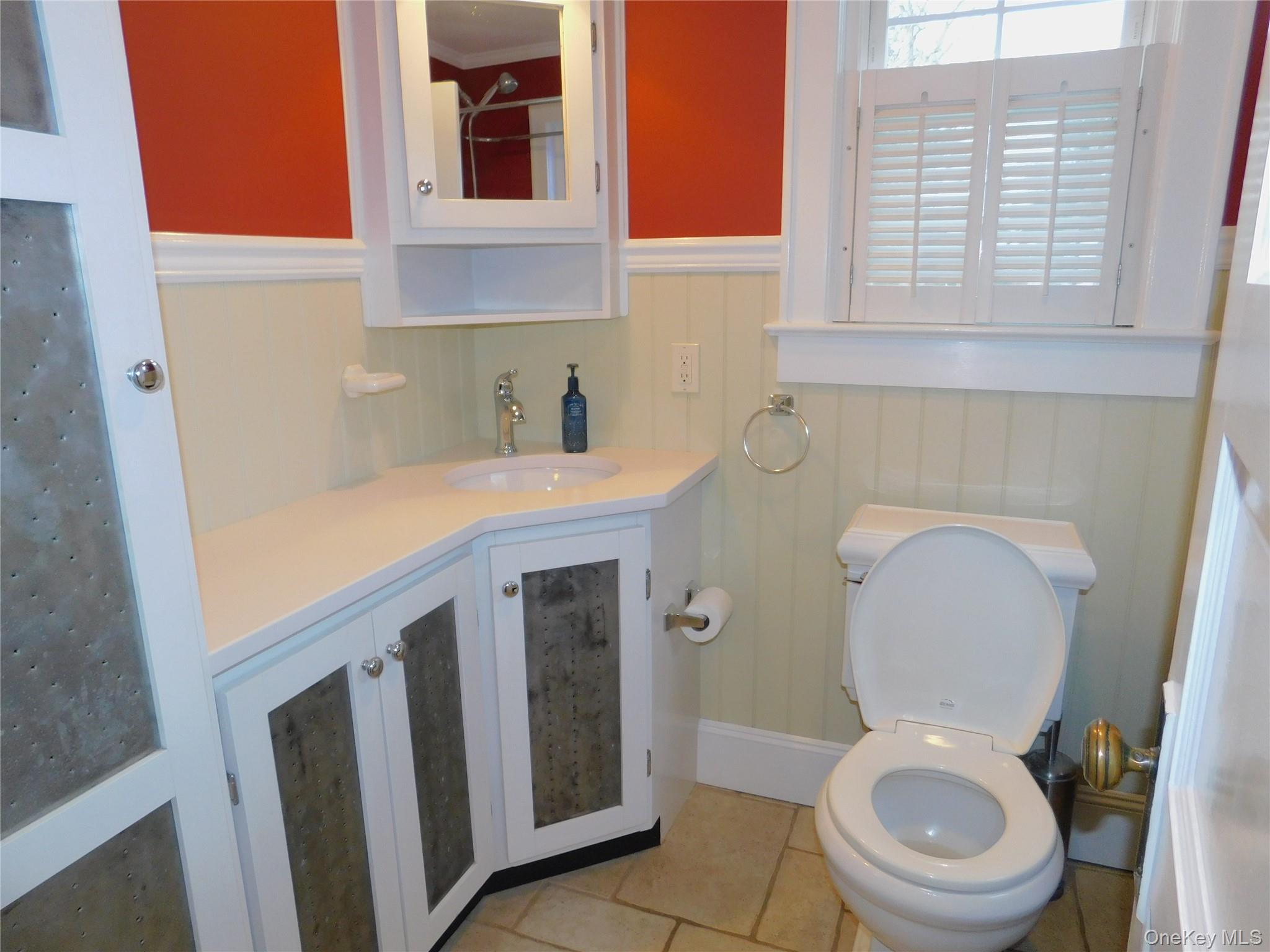 84 Cedar Road, Wading River, NY 11792