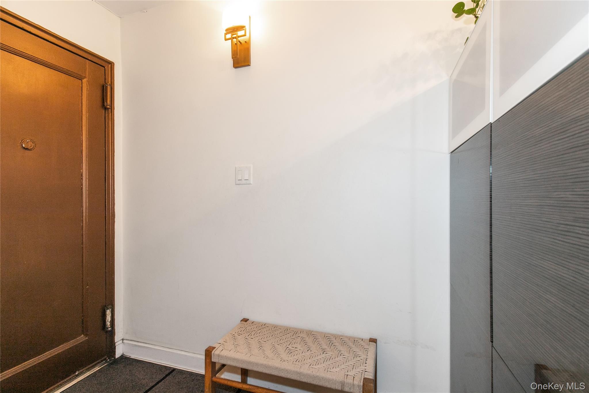 90 SCHENCK Avenue # 3P, Great Neck, NY 11021